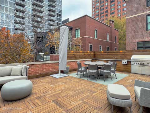 Tiny photo for 3026 N Lake Shore Drive, Chicago, IL 60657 (MLS # 12730104)