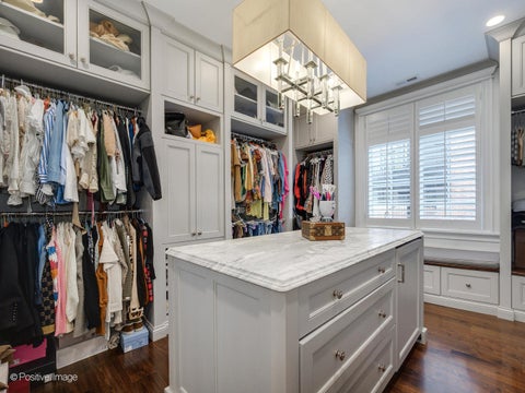 Tiny photo for 3026 N Lake Shore Drive, Chicago, IL 60657 (MLS # 12730104)