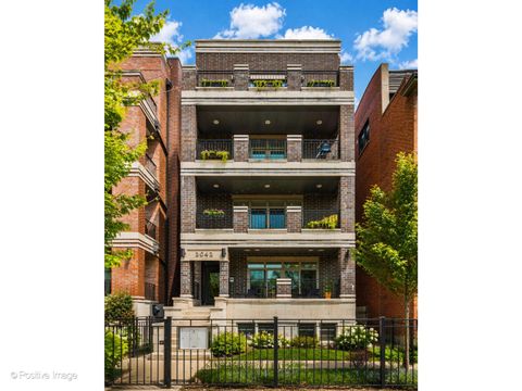 2042 N BURLING Street PH Chicago IL 60614