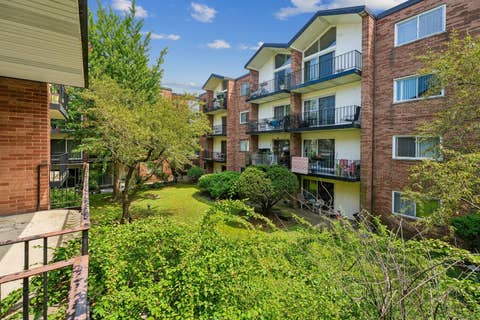 Tiny photo for 6961 N Oakley Avenue #209B, Chicago, IL 60645 (MLS # 12674645)