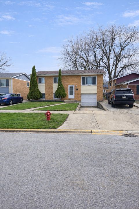 Photo of 3627 W 121st Place, Alsip, IL 60803 (MLS # 12608054)