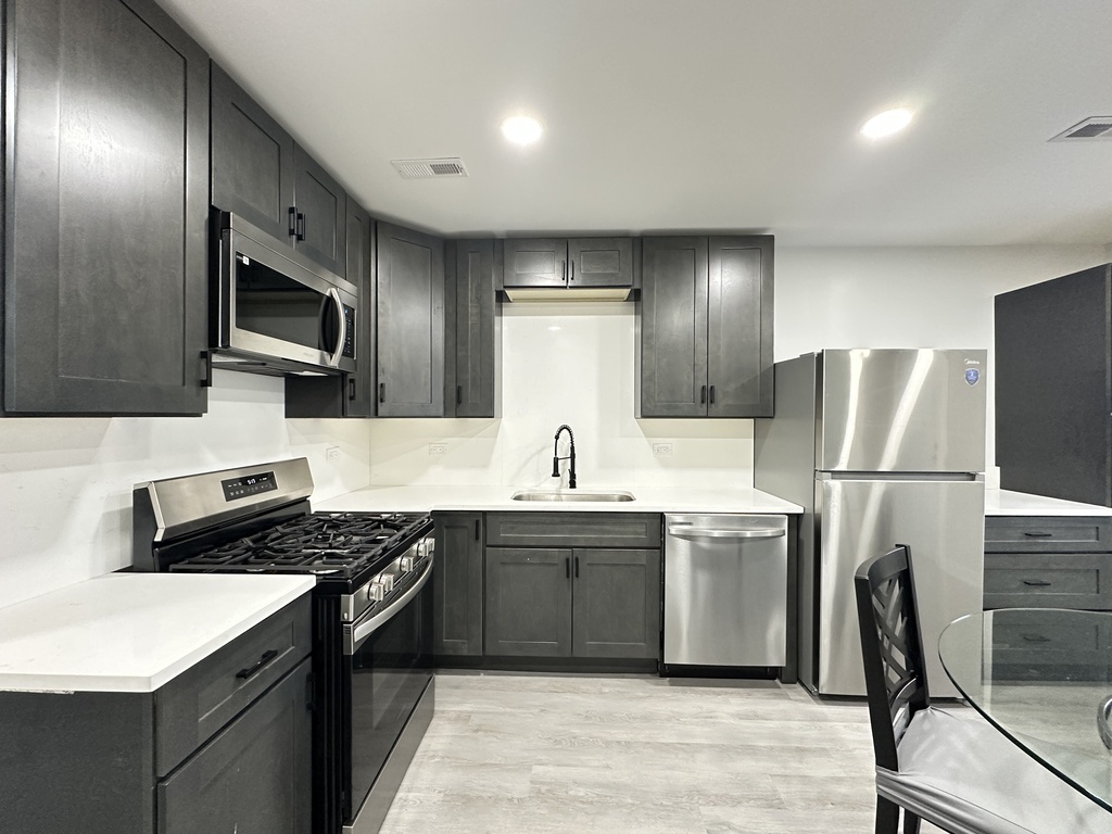 1937 W GRAND Avenue 2