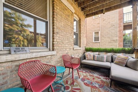 Tiny photo for 626 W Buckingham Place #2W, Chicago, IL 60657 (MLS # 12472125)