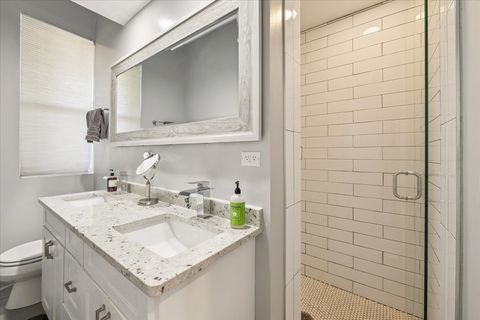 Tiny photo for 626 W Buckingham Place #2W, Chicago, IL 60657 (MLS # 12472125)