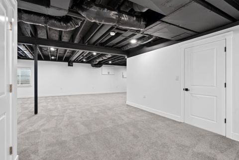 Tiny photo for 2121 Westover Road, North Aurora, IL 60542 (MLS # 12682341)