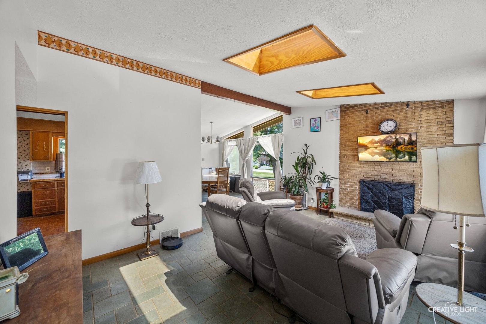 8048 Highland Avenue