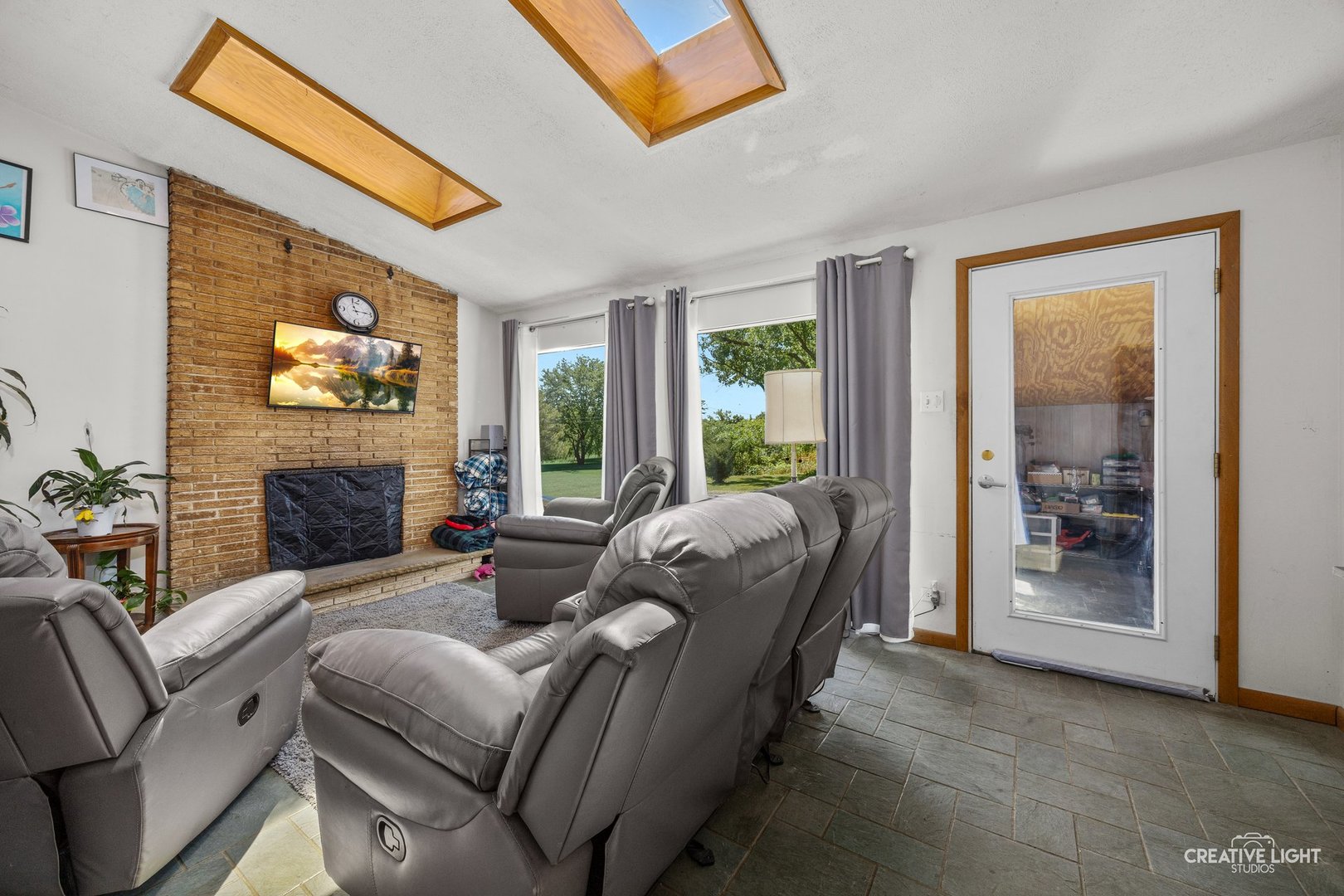 8048 Highland Avenue