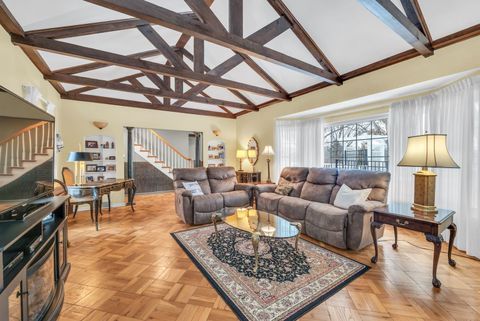 Tiny photo for 10 Deerpath Lane, Palos Park, IL 60464 (MLS # 12626288)