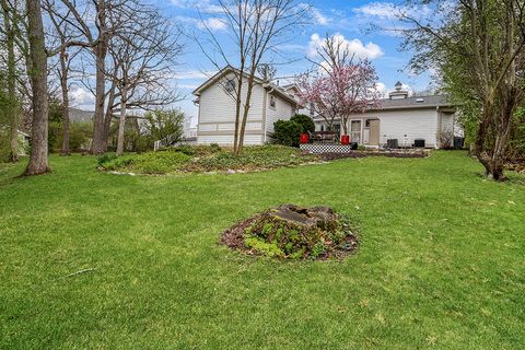 Tiny photo for 10 Deerpath Lane, Palos Park, IL 60464 (MLS # 12626288)