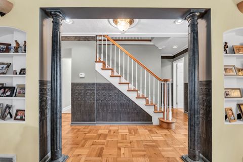 Tiny photo for 10 Deerpath Lane, Palos Park, IL 60464 (MLS # 12626288)