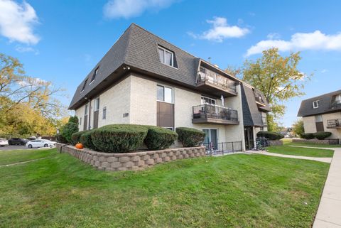 Tiny photo for 11109 S 84th Avenue #1B, Palos Hills, IL 60465 (MLS # 12505388)