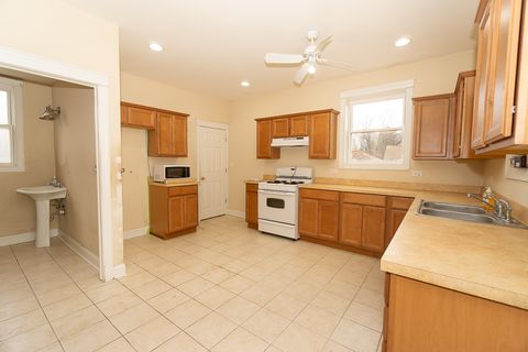 Tiny photo for 253 Mcclure Avenue, Elgin, IL 60123 (MLS # 12594598)