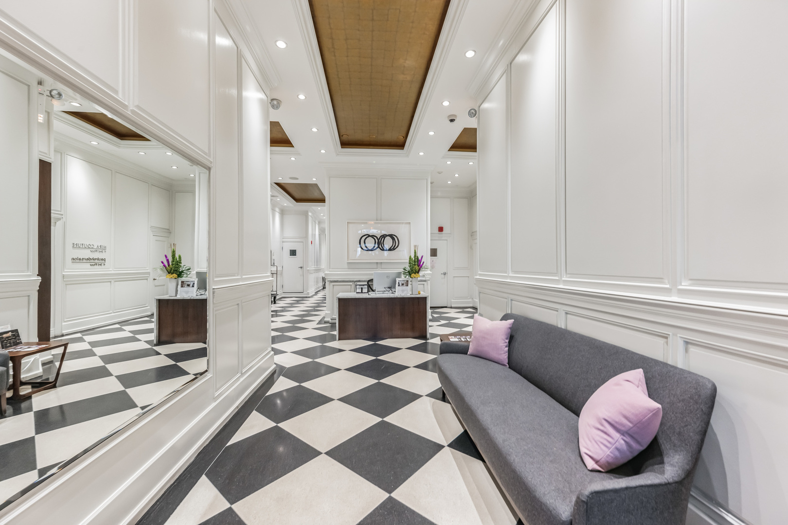 70 E WALTON Street 702-802