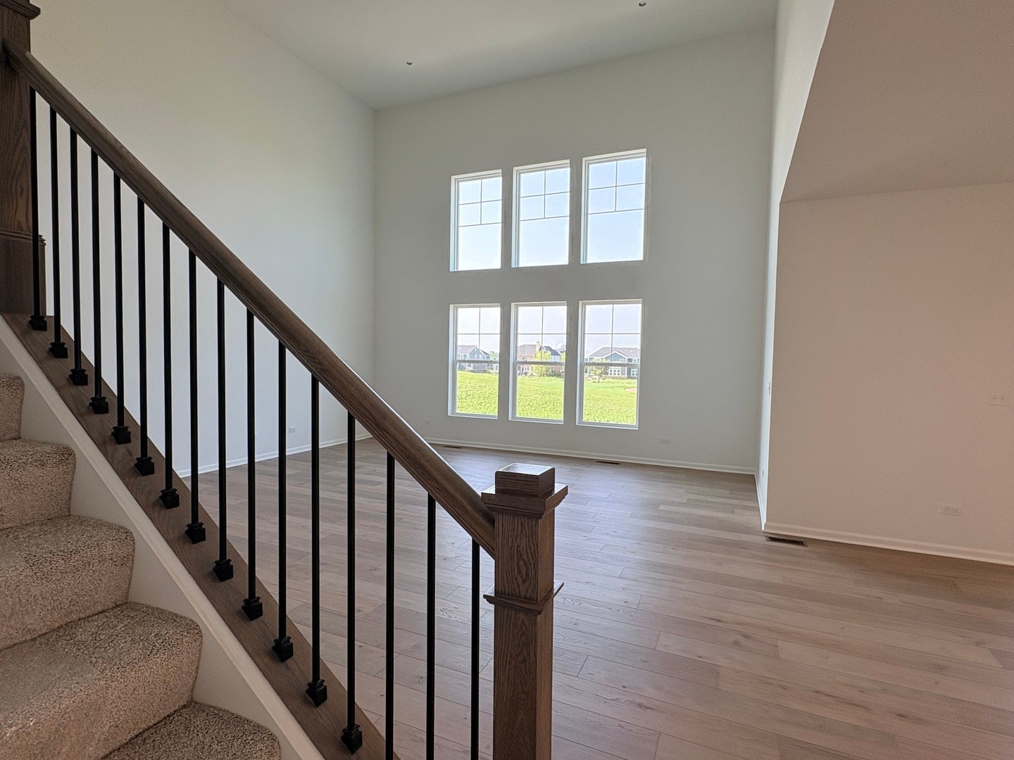 66 Hawthorn Ridge Drive