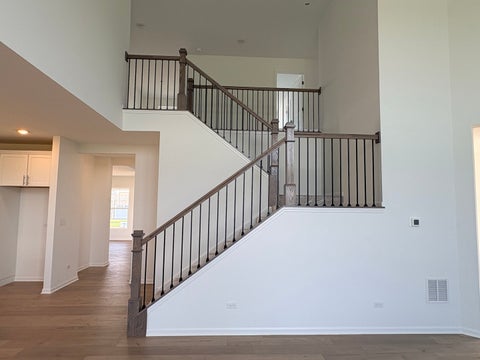 Tiny photo for 66 Hawthorn Ridge Drive, Hawthorn Woods, IL 60047 (MLS # 12665901)