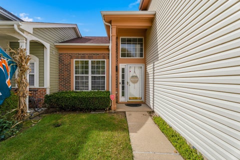 Tiny photo for 568 Cambridge Drive, Grayslake, IL 60030 (MLS # 12773931)