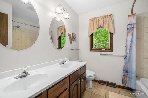 Tiny photo for 27 Clearwater Point, Putnam, IL 61560 (MLS # 12636589)