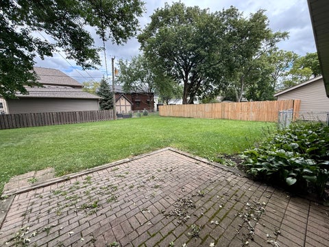 Tiny photo for 1702 W Oakton Street, Arlington Heights, IL 60004 (MLS # 12740834)