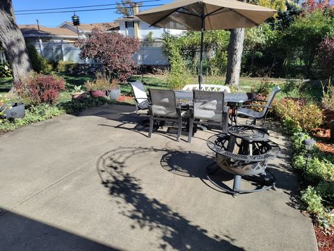 Tiny photo for 9137 S 88 Avenue S, Hickory Hills, IL 60457 (MLS # 12509080)