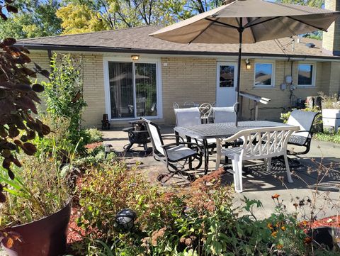 Tiny photo for 9137 S 88 Avenue S, Hickory Hills, IL 60457 (MLS # 12509080)