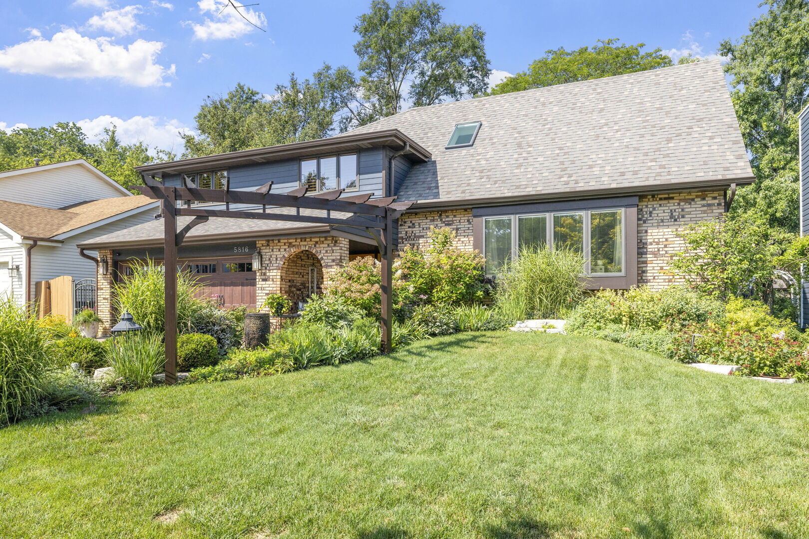 5816 Raintree Lane