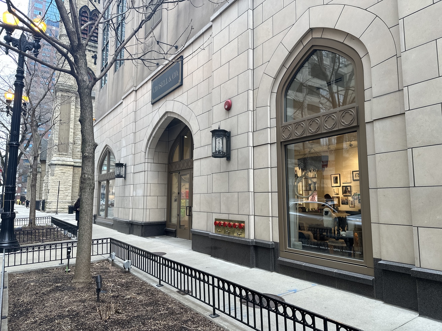 25 E Huron Street
