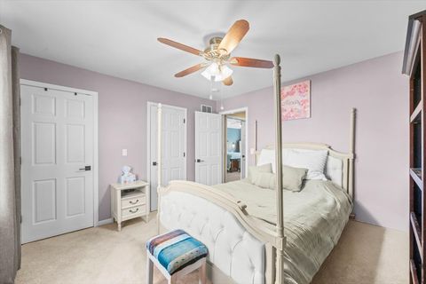 Tiny photo for 1087 Highland Avenue, Lake Forest, IL 60045 (MLS # 12581994)