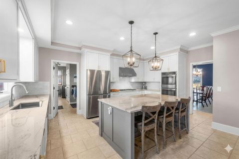 Tiny photo for 1087 Highland Avenue, Lake Forest, IL 60045 (MLS # 12581994)