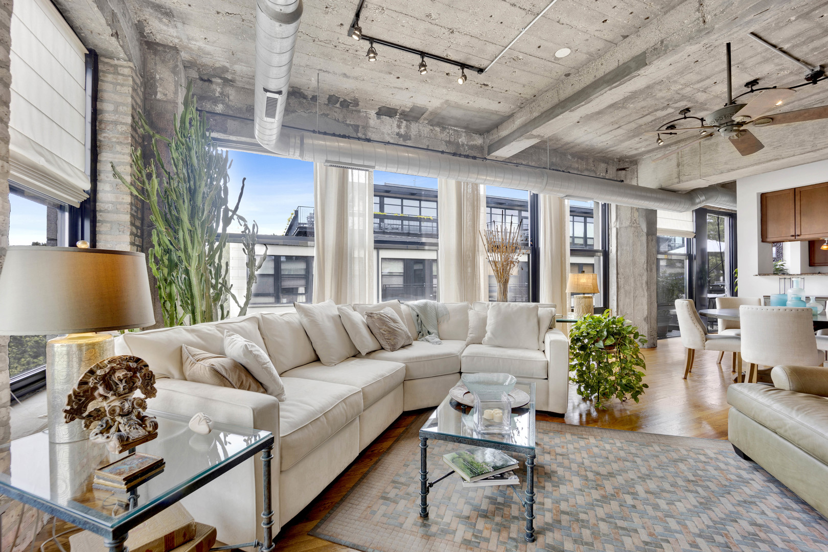 1070 W 15TH Street 301