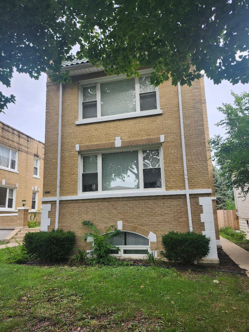5416 W WINDSOR Avenue 1G