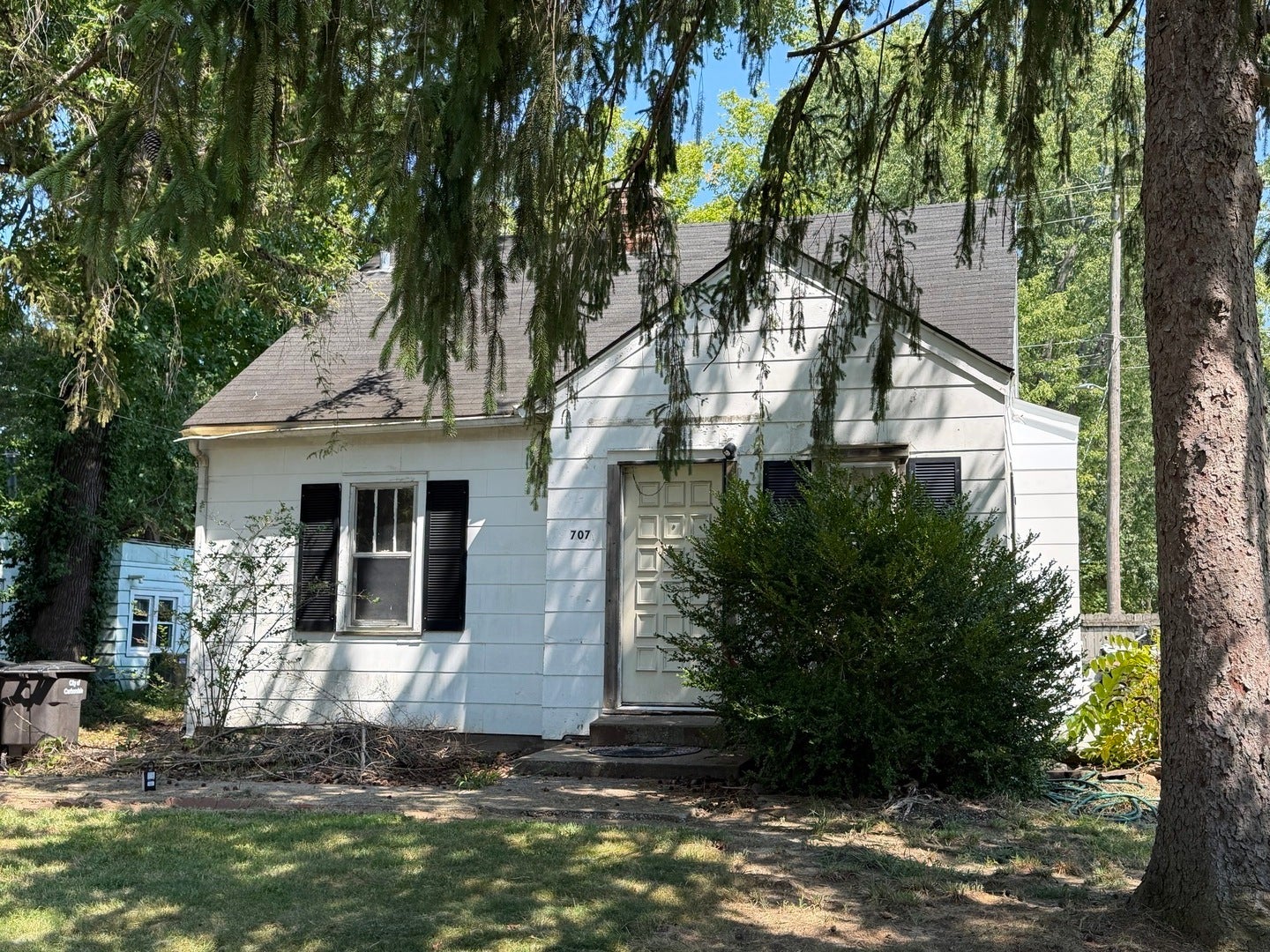 707 N Oakland Avenue