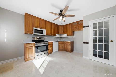 Tiny photo for 754 S York Street, Elmhurst, IL 60126 (MLS # 12772153)