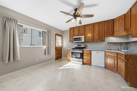 Tiny photo for 754 S York Street, Elmhurst, IL 60126 (MLS # 12772153)