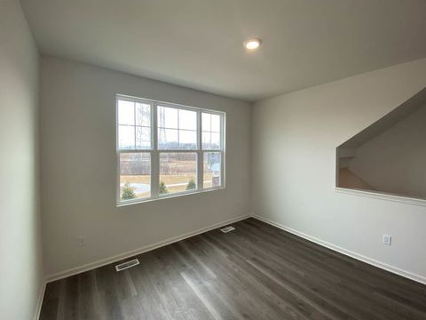 Tiny photo for 577 Yosemite Way, Mundelein, IL 60060 (MLS # 12535193)