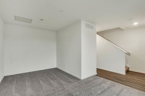 Tiny photo for 577 Yosemite Way, Mundelein, IL 60060 (MLS # 12535193)