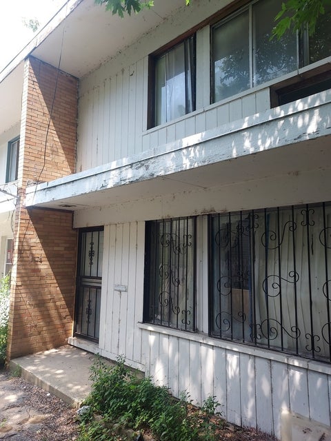 Photo of 7829 S South Shore Drive #H, Chicago, IL 60649 (MLS # 12702463)