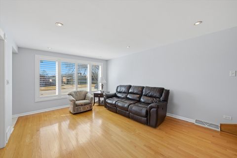 Tiny photo for 8215 Austin Avenue, Burbank, IL 60459 (MLS # 12616549)