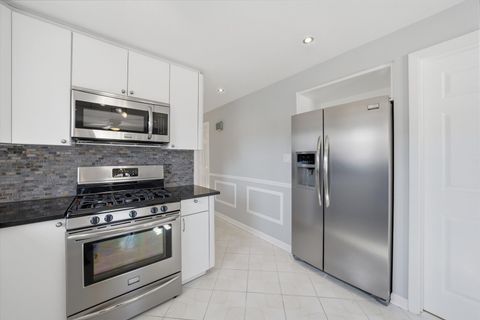 Tiny photo for 8215 Austin Avenue, Burbank, IL 60459 (MLS # 12616549)