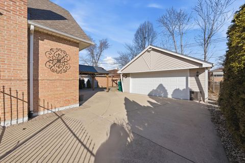 Tiny photo for 8215 Austin Avenue, Burbank, IL 60459 (MLS # 12616549)