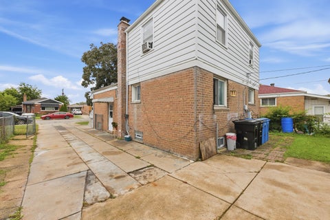 Tiny photo for 4034 W 81st Street, Chicago, IL 60652 (MLS # 12772144)