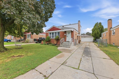 Tiny photo for 4034 W 81st Street, Chicago, IL 60652 (MLS # 12772144)