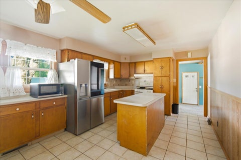 Tiny photo for 2304 Plum Street, Peru, IL 61354 (MLS # 12738984)