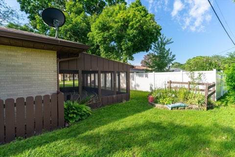 Tiny photo for 2304 Plum Street, Peru, IL 61354 (MLS # 12738984)