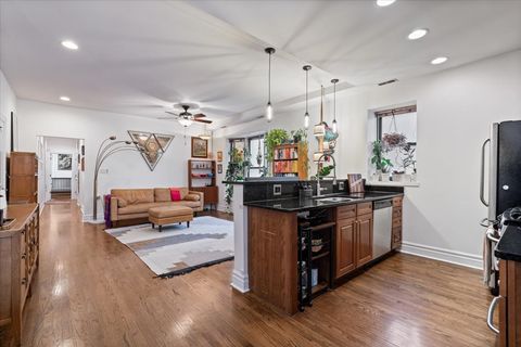 Tiny photo for 1048 W Lawrence Avenue #2, Chicago, IL 60640 (MLS # 12502342)