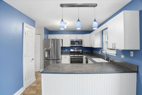 Tiny photo for 2289 N Aster Court, Round Lake Beach, IL 60073 (MLS # 12590018)