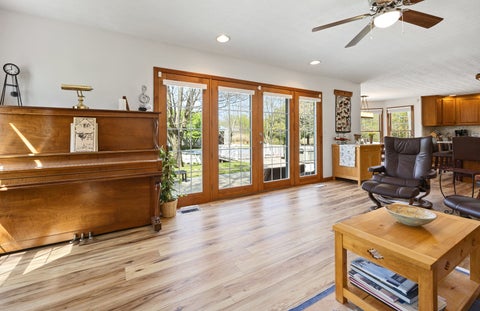 Tiny photo for 18749 N Tolle Lane, Mt Vernon, IL 62864 (MLS # 12786089)