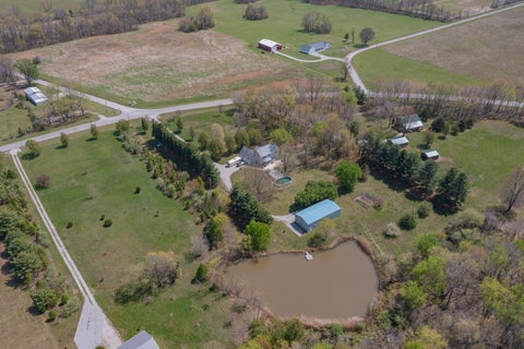 Tiny photo for 18749 N Tolle Lane, Mt Vernon, IL 62864 (MLS # 12786089)