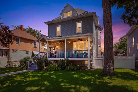 Tiny photo for 3239 Wesley Avenue, Berwyn, IL 60402 (MLS # 12777552)
