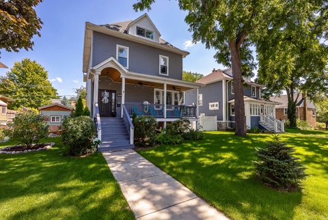 Tiny photo for 3239 Wesley Avenue, Berwyn, IL 60402 (MLS # 12777552)