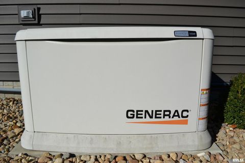 Tiny photo for 4605 BELLEVUE Drive, Springfield, IL 62711 (MLS # QC4269839)